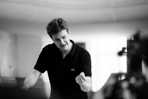 Henri Bonamy dirigiert